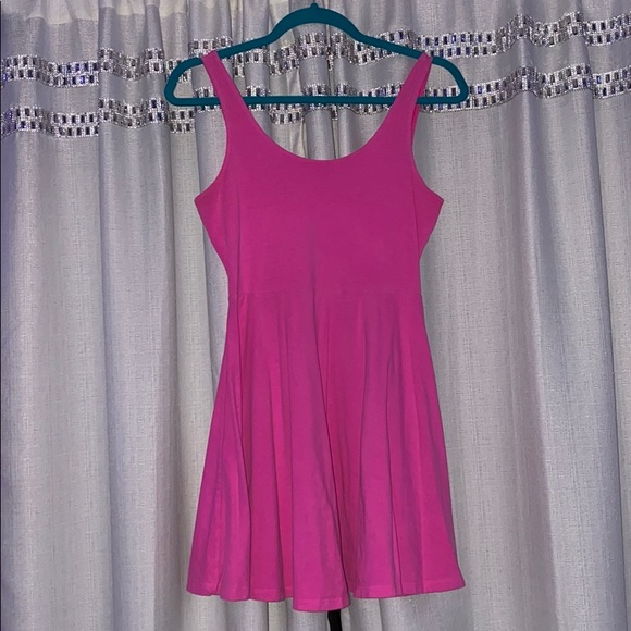 PINK dress - Picture 1 of 3